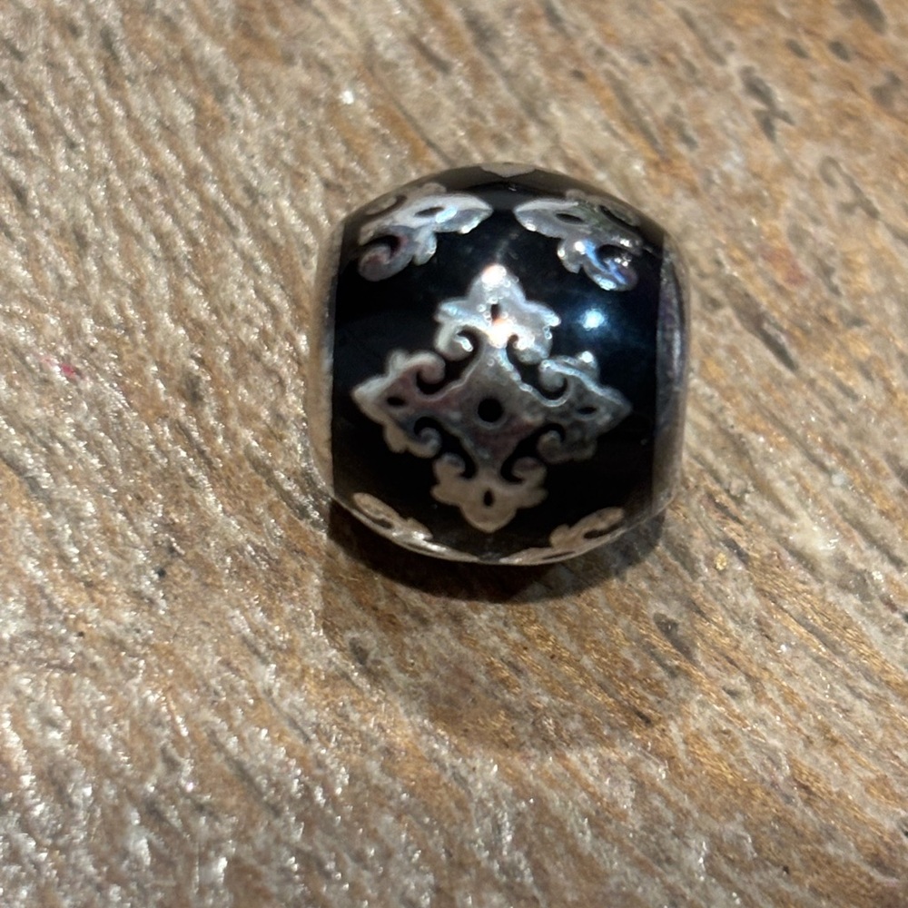 Brighton Black and Silver Intricate Bead